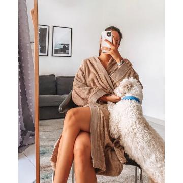 Unisex Βαμβακερό Πετσετέ Μονόχρωμο Μπουρνούζι με Πλισέ Γιακά & Κουκούλα Rease Small Σοκολά