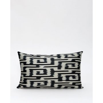 Διακοσμητική Μαξιλαροθήκη Αργαλειού Boho Ikat 35x60cm Μαύρο